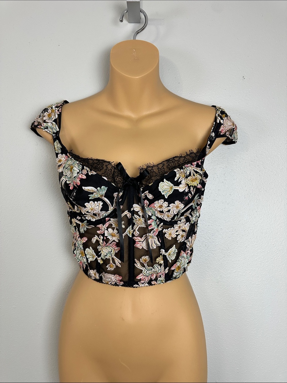 Victoria Secret Dream Angels Unlined Floral Lace Bustier